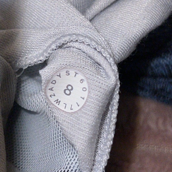 Lululemon Energy Bra (Nulux) Mini Concrete Jungle Alpine White Multi size 8 EUC. - Picture 10 of 15